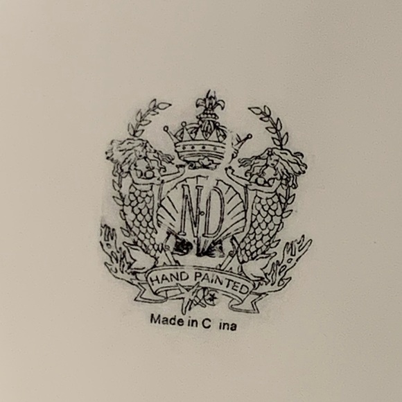 Hand Painted Ceramic Snowy Pine Tree Bowl with Snowman ND - Picture 7 of 7